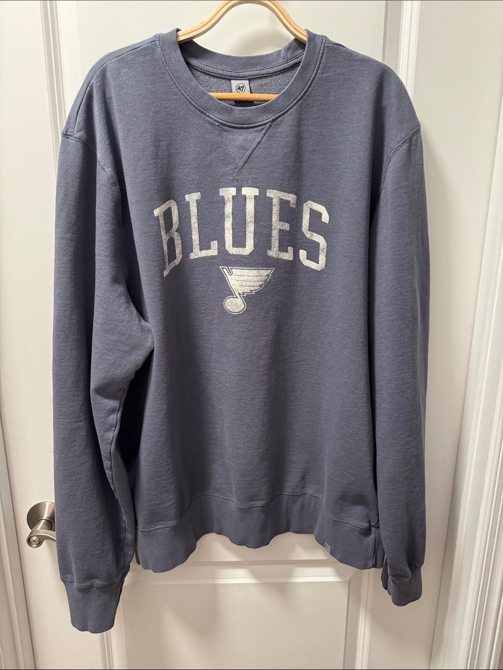 47 Men's Crewneck Sweatshirt in Slate Blue with St. Louis BLUES Logo